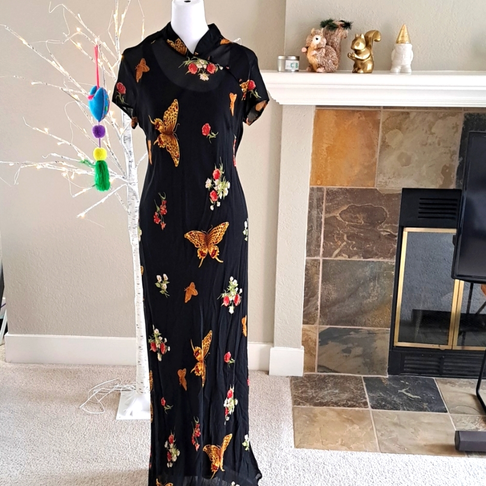 Butterfly Dress with Mandarin Collar